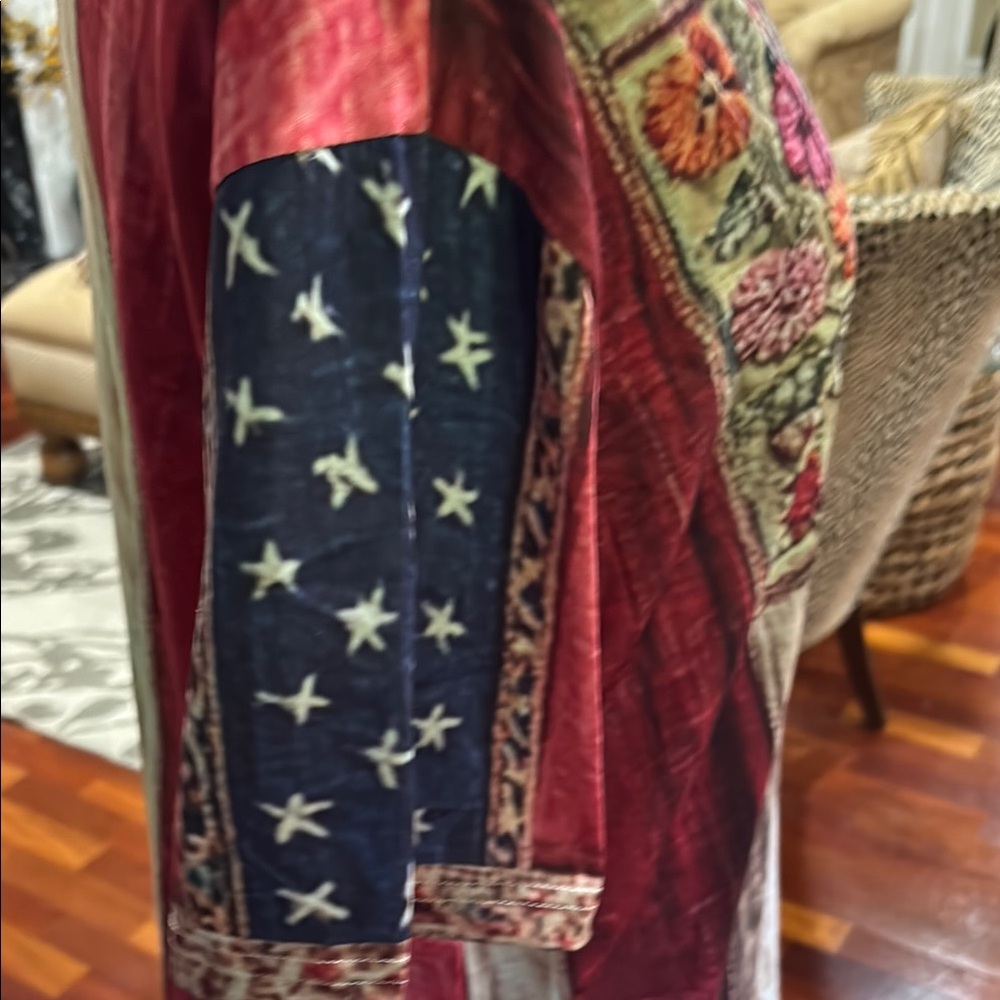 Colorful Patchwork V-Neck Shirt - Picture 3 of 4